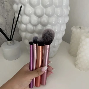 Real technic borstar - Smink borstar ifrån Real technic 