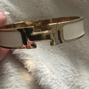 Armband - Jättefint armband, bra skick