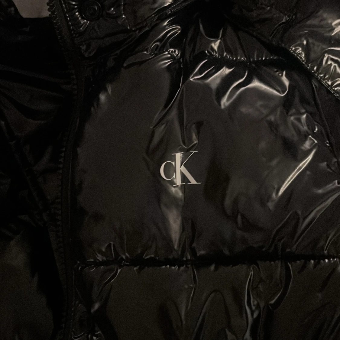 Svart pufferjacka från Calvin Klein - 93