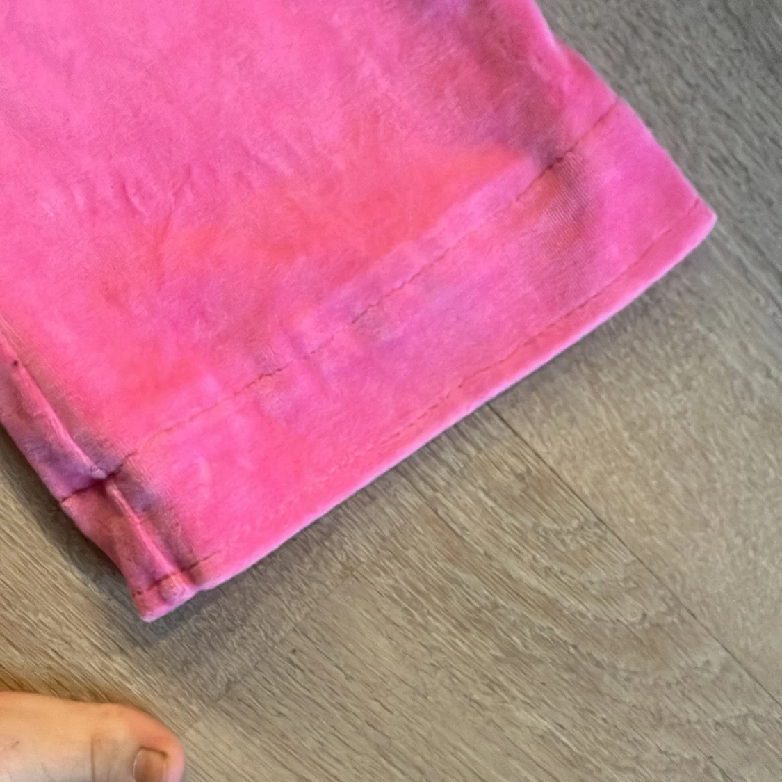 Rosa mjukisbyxor med matchande hoodie - 91