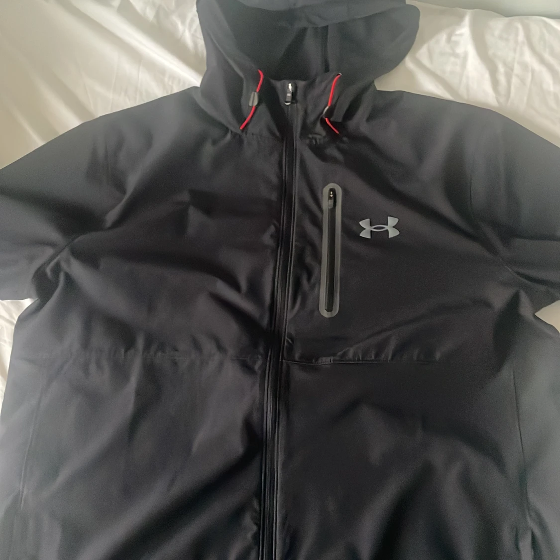 Svart jacka från Under Armour - 90