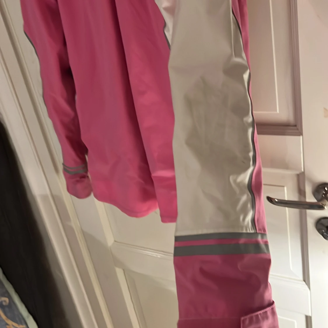 Rosa regnjacka från Daily Sports - 93
