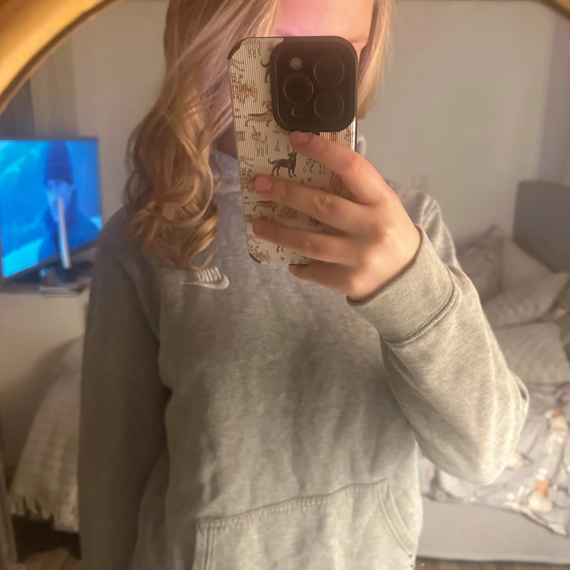 Grå hoodie från Nike - 90