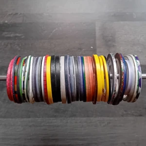 Nageltejp - Säljer ett set med 33st nageltejp i olika färger då de inte kommer till användning 