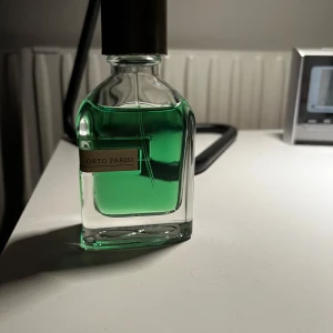  Orto Parisi viride sälja/byte - Säljer en elegant parfym från Orto Parisi. Ca 47/50 Ml. Ingen box kvar men köpt på gents. Nypris:1749. Mitt pris:950. Byter också gärna 