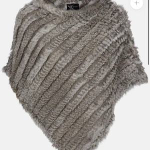 Poncho  - Bra skick skriv privat för egna bilder 