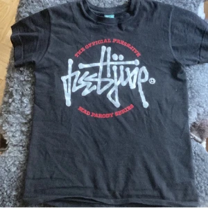 Stussy tröja - Fin Stussy tröja bra sick andvänd fåtal gånger köptes i Göteborg för 800kr.