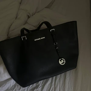 Michael kors  - Superfin väska från Michael kors