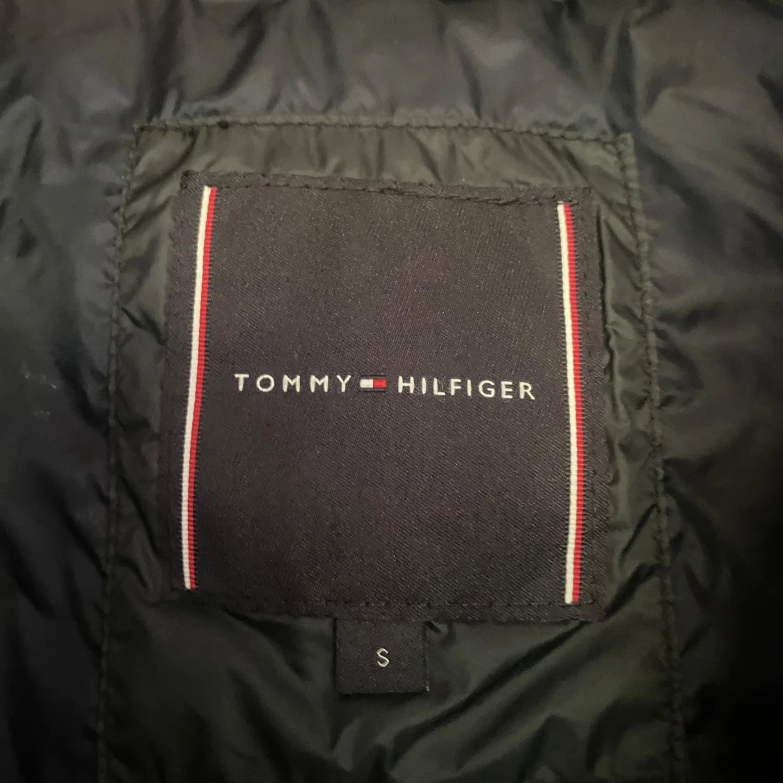 Tommy Hilfiger jacka  - 91