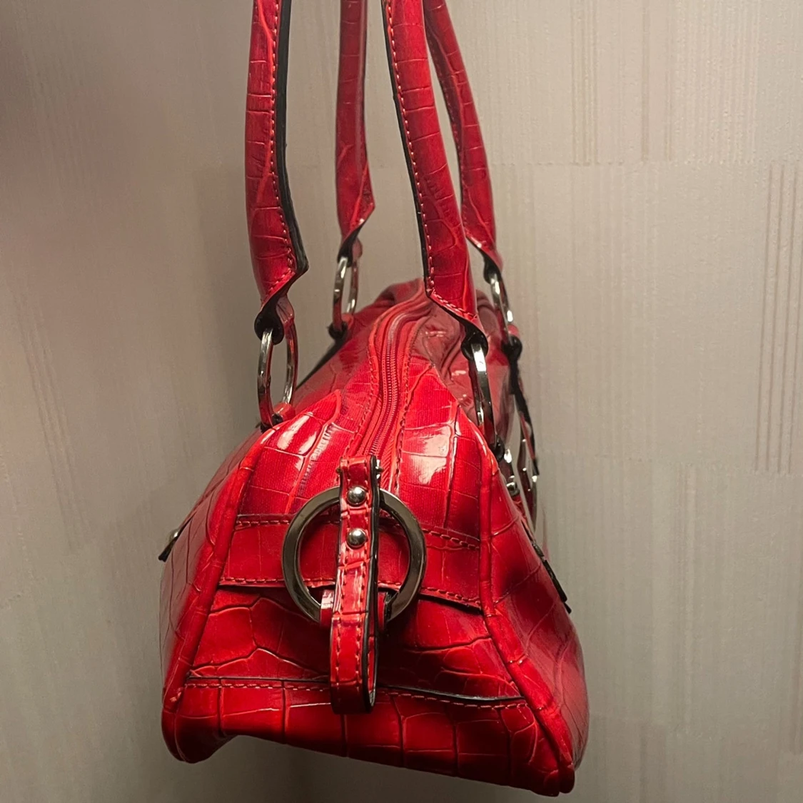 Röd Guess väska - 90