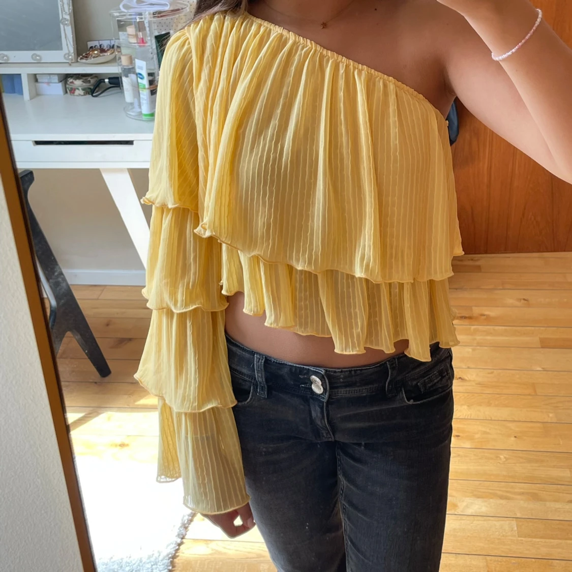 One shoulder volangtopp - 92