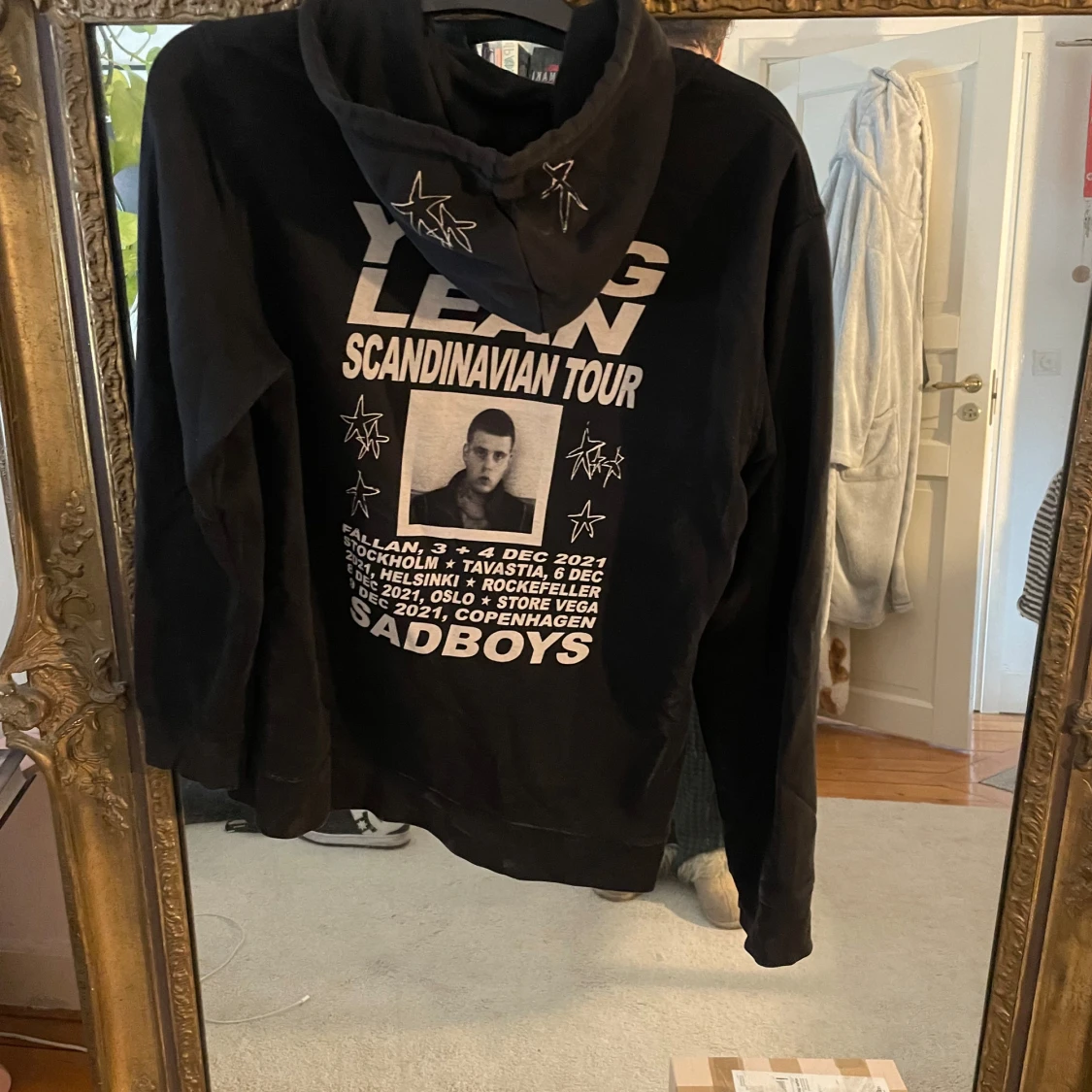 Yung lean tour hoodie  - 90