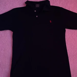 Polo t shirt - Storlek m