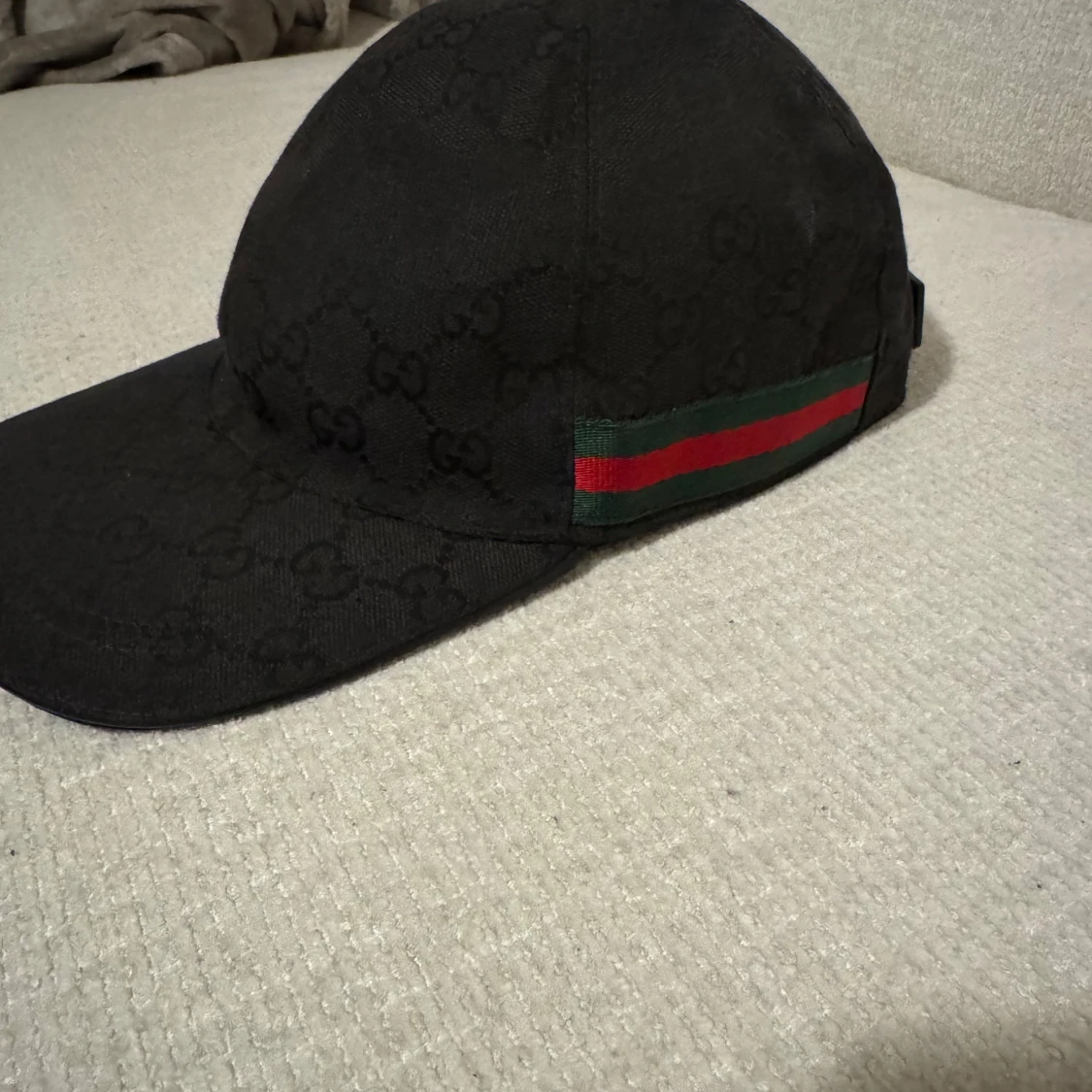 Svart keps från Gucci - 91