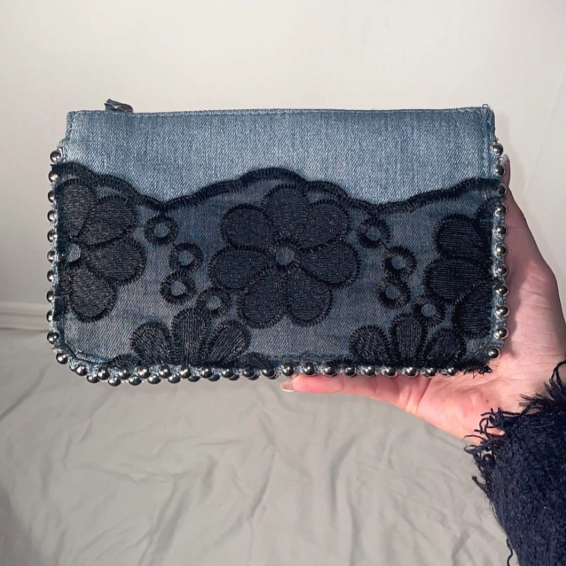 Jeansväska med blommigt mönster - 91