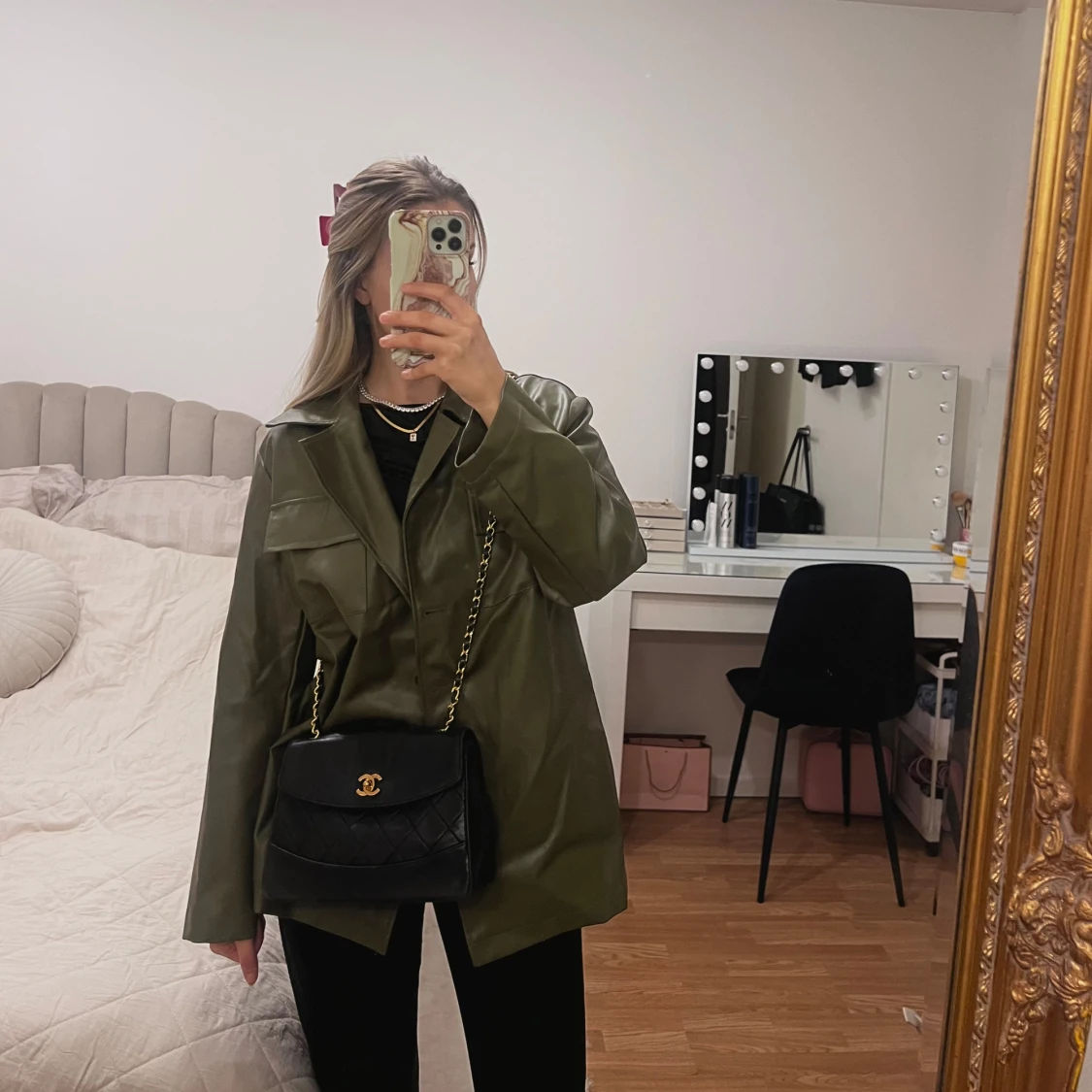 Olivgrön skinnjacka - 1