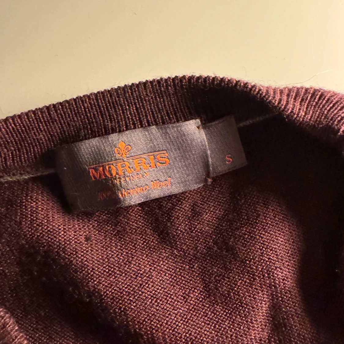 Vinröd tröja från Morris - 2