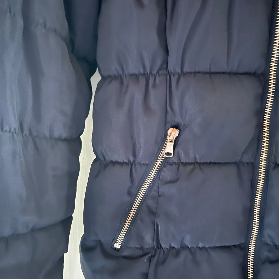 Snygg mörkblå täckjacka från Havana!  - 90