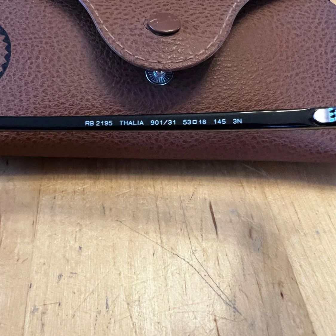 Svarta solglasögon från Ray-Ban - 91