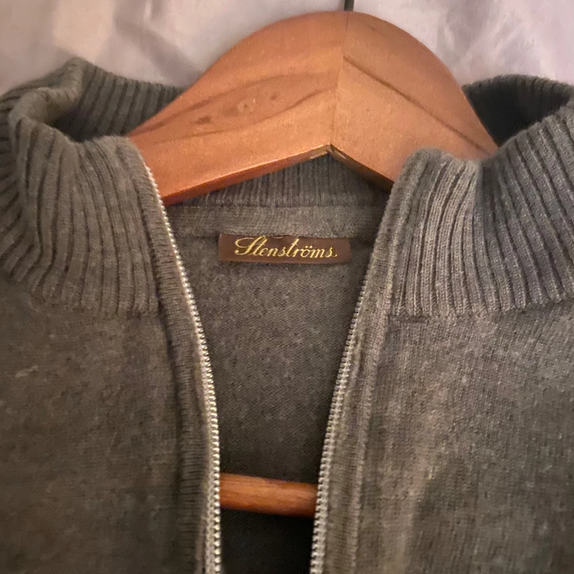 Grön stenströms halfzip  - 91