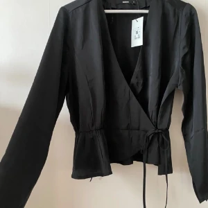 Knyt tröja  - Aldrig använt så den är helt ny