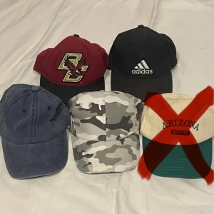 Coola kepsar - Feta kepsar, 15 kr styck! Skriv till mig innan ni köper!⭐️