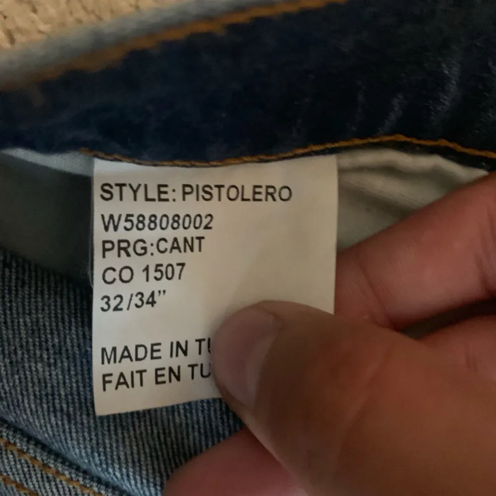 Skick 9,5/10 Nypris 1300kr   Hör av er vid frågor!. Jeans & Byxor.