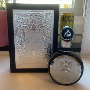 Fakhar lattafa - Ca 3 ml använt. Bra daglig parfym. 