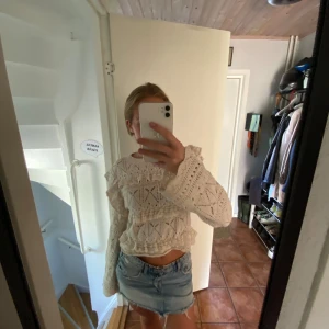 Virkad tröja från Zara  - Använd fåtal gånger as snygg!