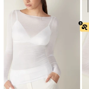 Intimissimi tröja - Säljer min vita intimissimi tröja, lite nopprig o ett hål vid armen💖 449 nypris💖 storlek S💖 250+frakt💖