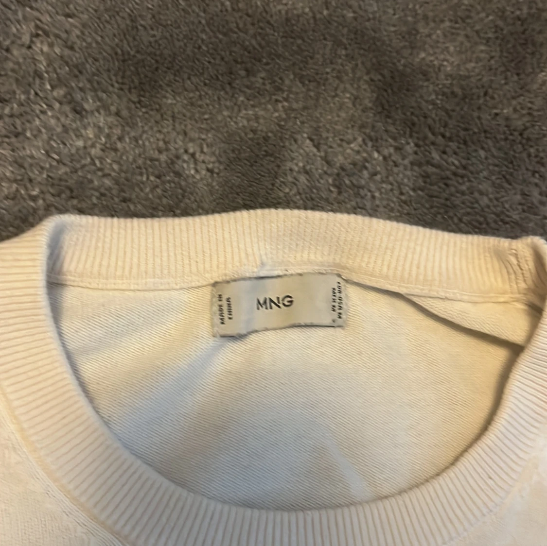 Rundringning finstickad tröja från Mango Man/herr - 90