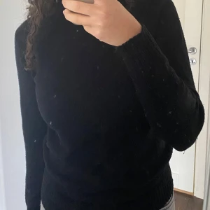 Tröja - En ny tröja från vila som inte har kommit till användning, jag har den även i beige.