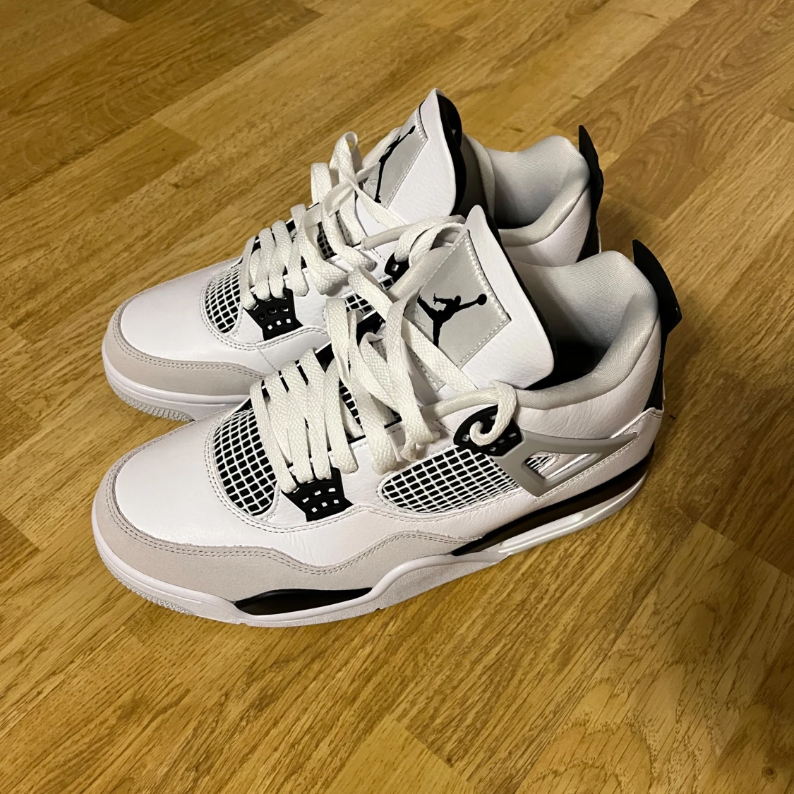 Jordan 4 military black🖤 - 91