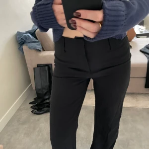 Kostymbyxor, midwaist - Vida kostymbyxor. Storlek 36