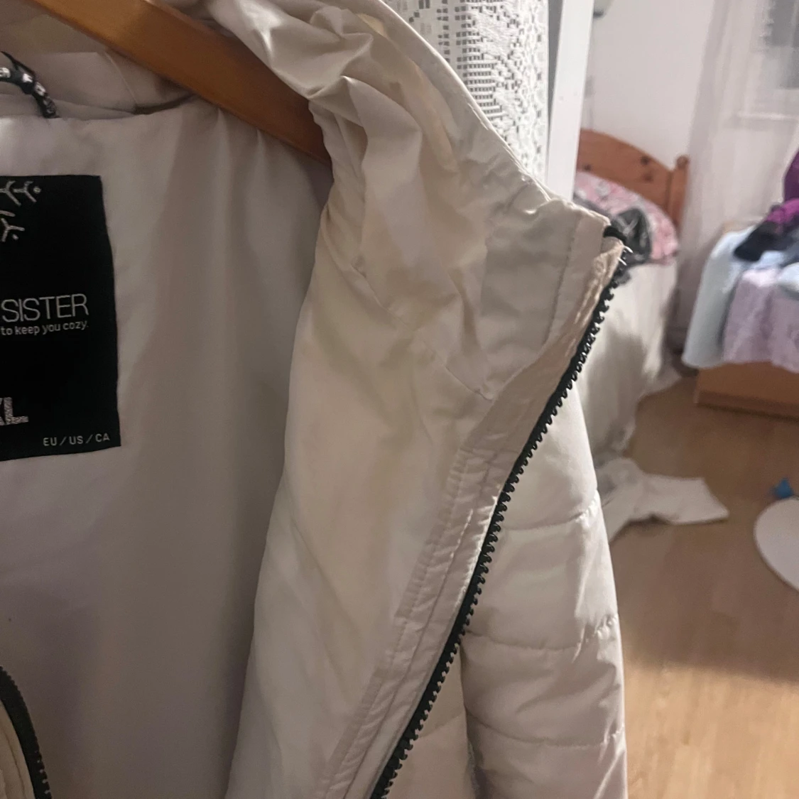 Vit pufferjacka  - 1