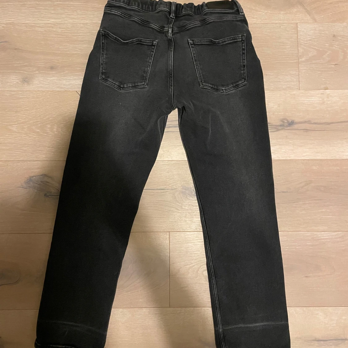 Svarta jeansbyxor från GANT - 1