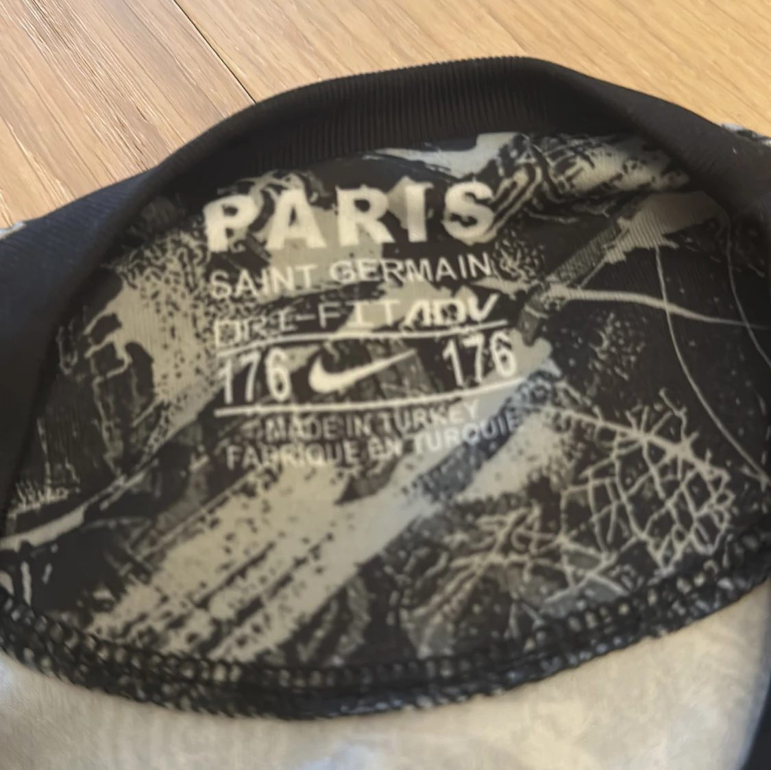 Fotbollströja med Coolt mönster - 2