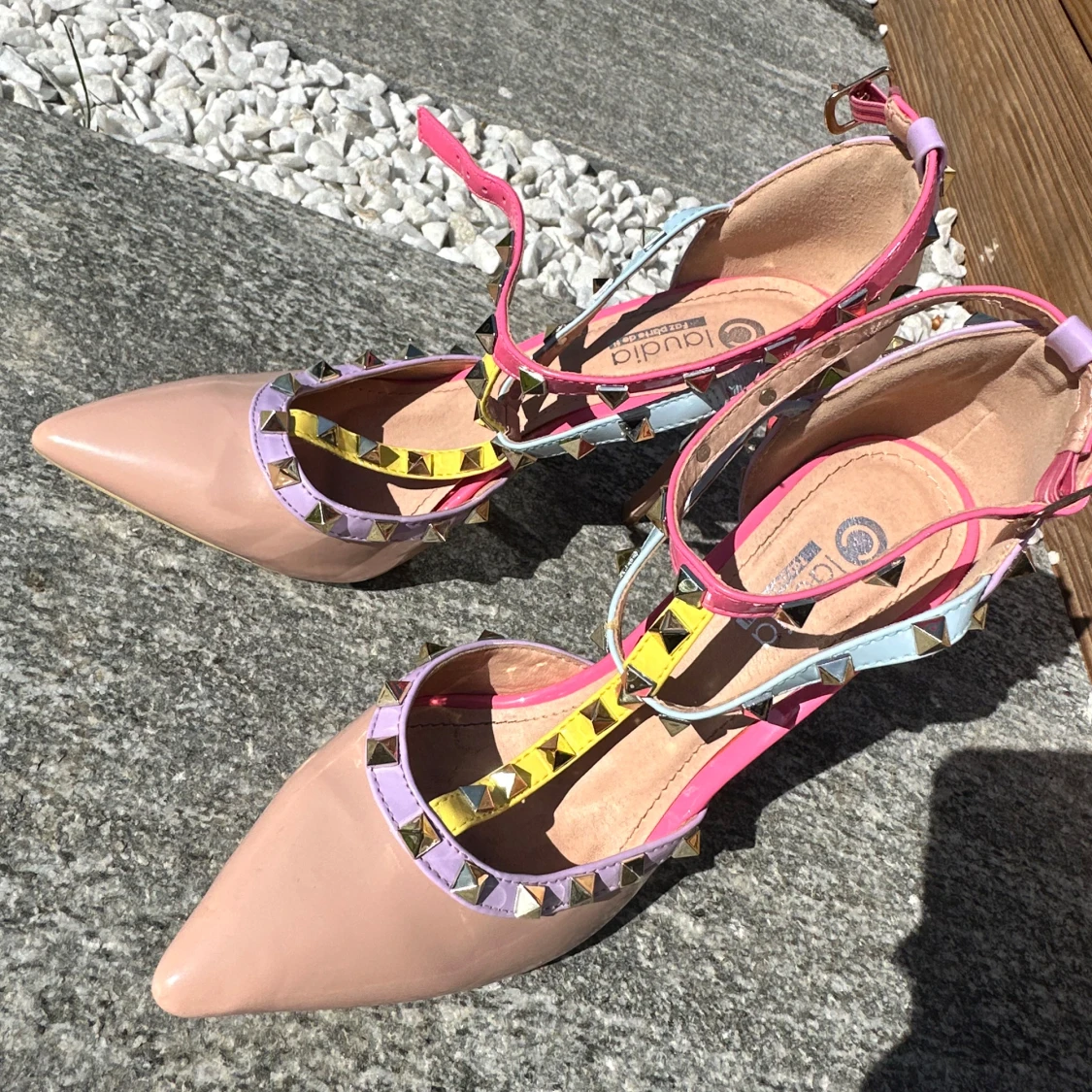 Pastellfärgade pumps  - 1