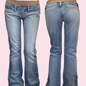 Lågmidjade jeans med bootcut/flare - Midjemått 38 och benlängd 102 ❤️‍🔥