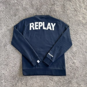 Replay Tröja  - •8/10 skick - nästan ny✅ •Storlek - S📏 •Inkluderat - tröjan 👕  •Fraktar - inom 24h📦