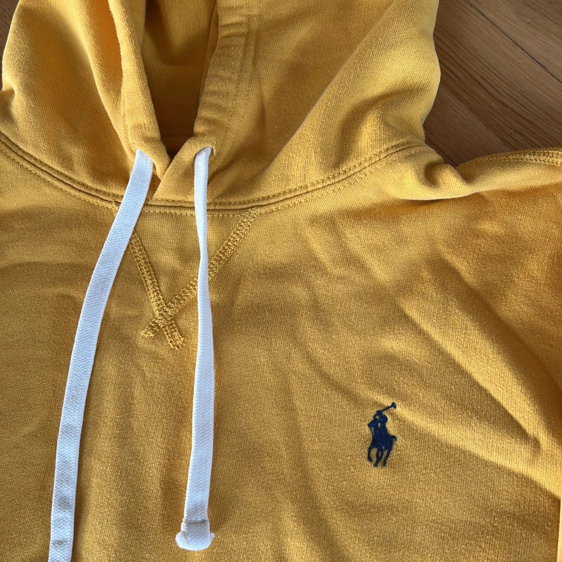 Gul hoodie från Polo Ralph Lauren - 2