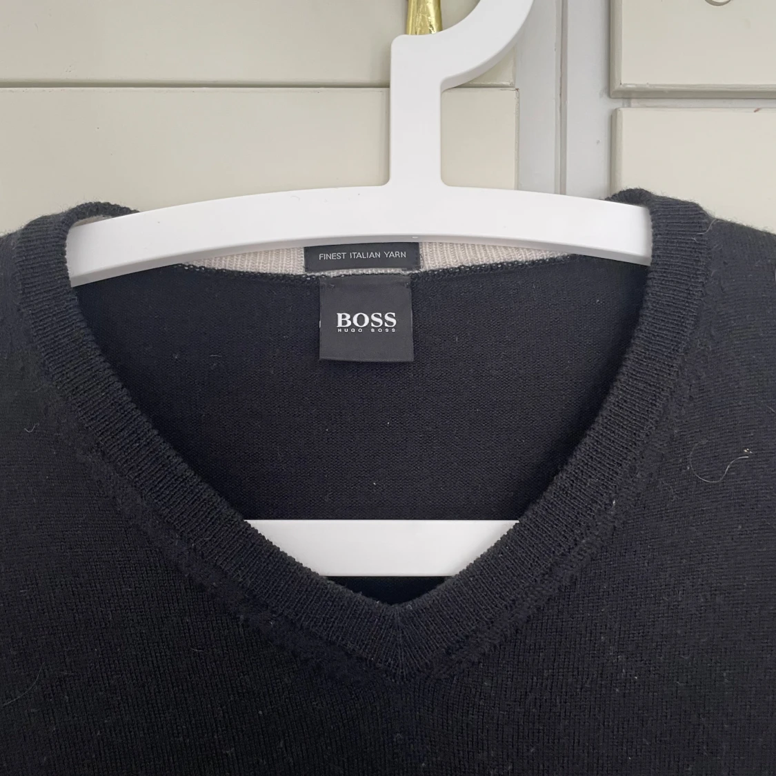 Svart stickad tröja från Hugo Boss - 2