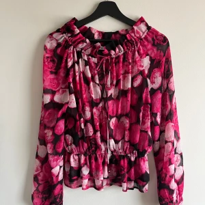 Na-kd blus - Mycket fint skick💕