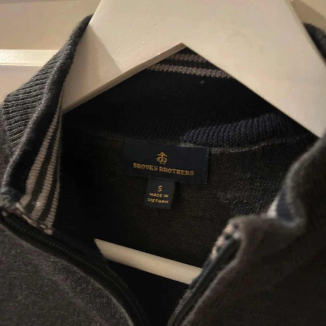 Svart kofta från Brooks Brothers - 1