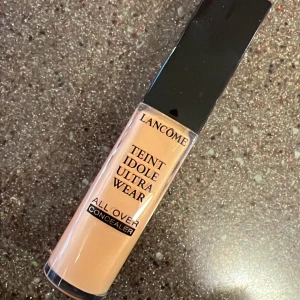 Lancôme Concealer  - TESTADE EN GÅNG - Lancôme Teint Idole Ultra Wear Concealer. Shade: 435 Bisque(W) - 07 Sable. Nytt pris: 455kr och säljer för 100kr