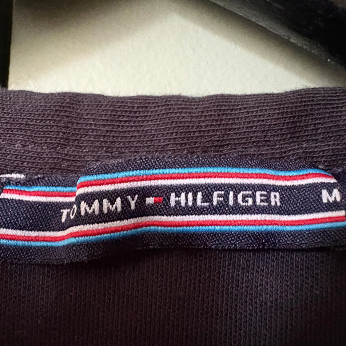 Svart kort klänning Tommy Hilfiger storlek M  - 2