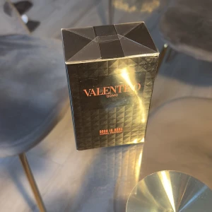 Valentino Uomo Born In Roma Coral Fantasy - Valentino Uomo Born In Roma Coral Fantasy 100ml helt oöppnad 