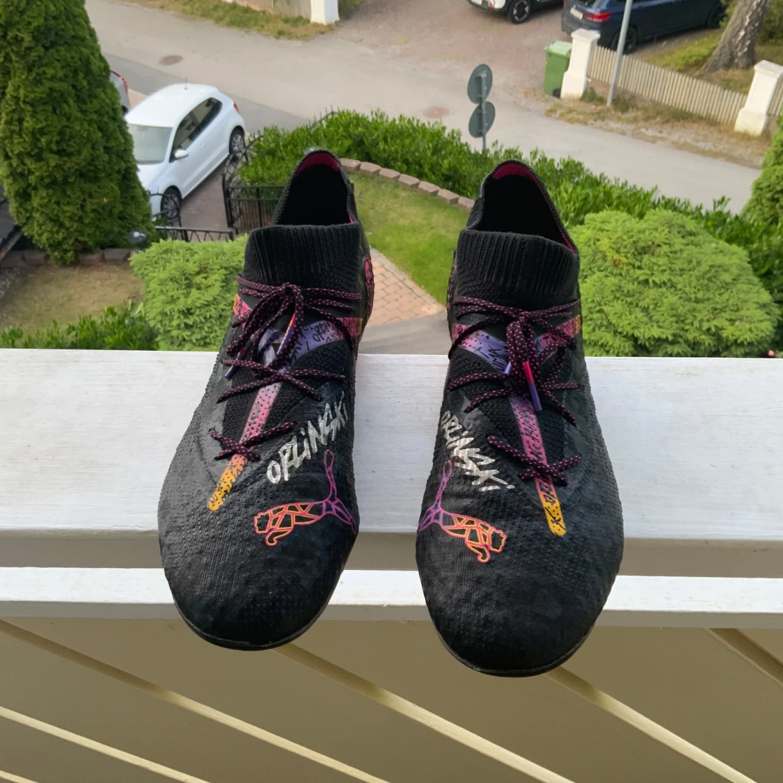 Svarta fotbollsskor med rosa detaljer - 4