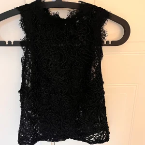 Spets topp - Spets topp från Zara i storlek S