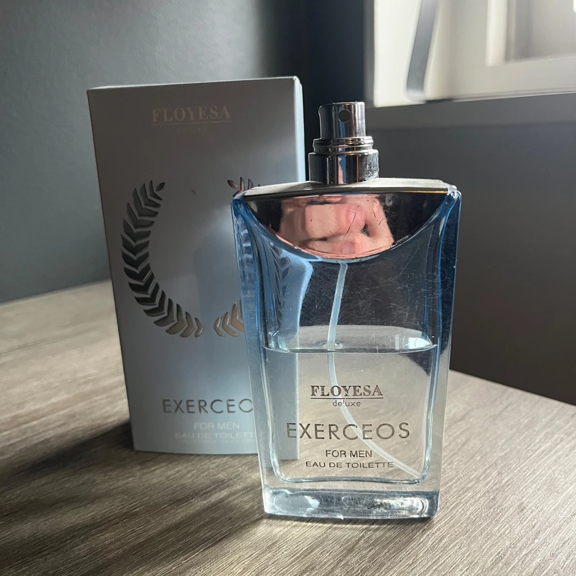 Exerceos Eau de Toilette för herr från Floyesa